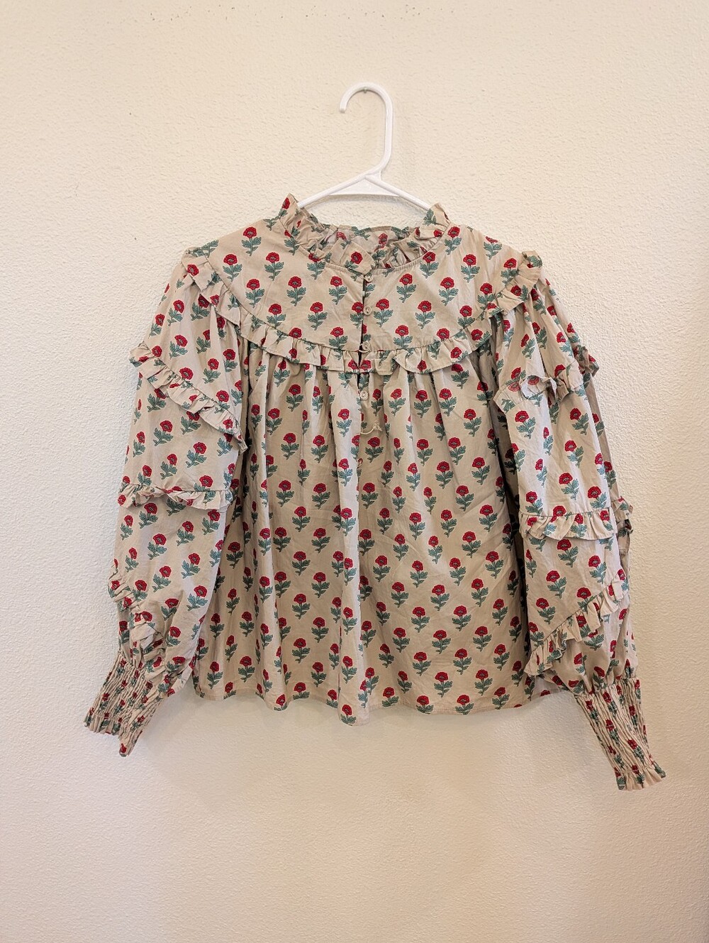 AUREUM Cream Blouse with Red Floral Print